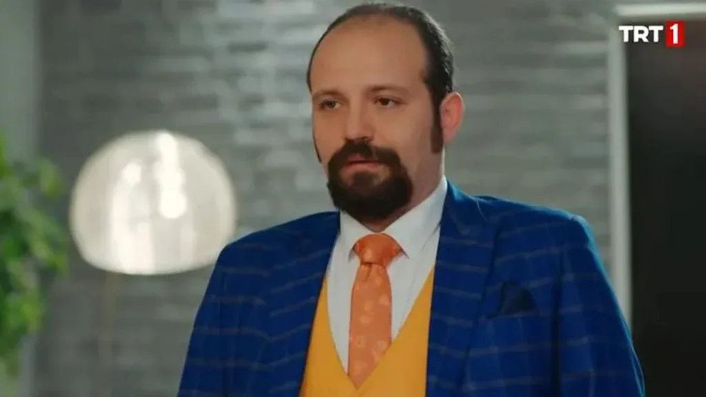 Anne Yarısı Adnan Kimdir?