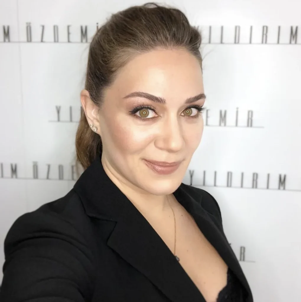 Özge Borak